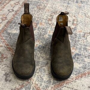 Blundstone Brown Leather Chelsea Boots